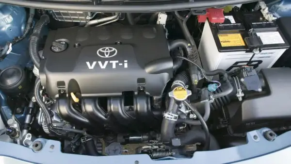 Toyota Yaris II: Wybierz najlepszy silnik! Uniknij pułapek